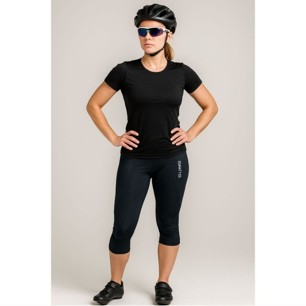 Skins A400 XSH Nylon Spandex Biking Compression Half Leggings Capri